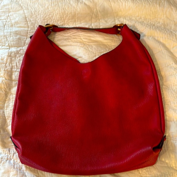 Large Faux Leather Tote Great for the Holidays - Picture 1 of 8